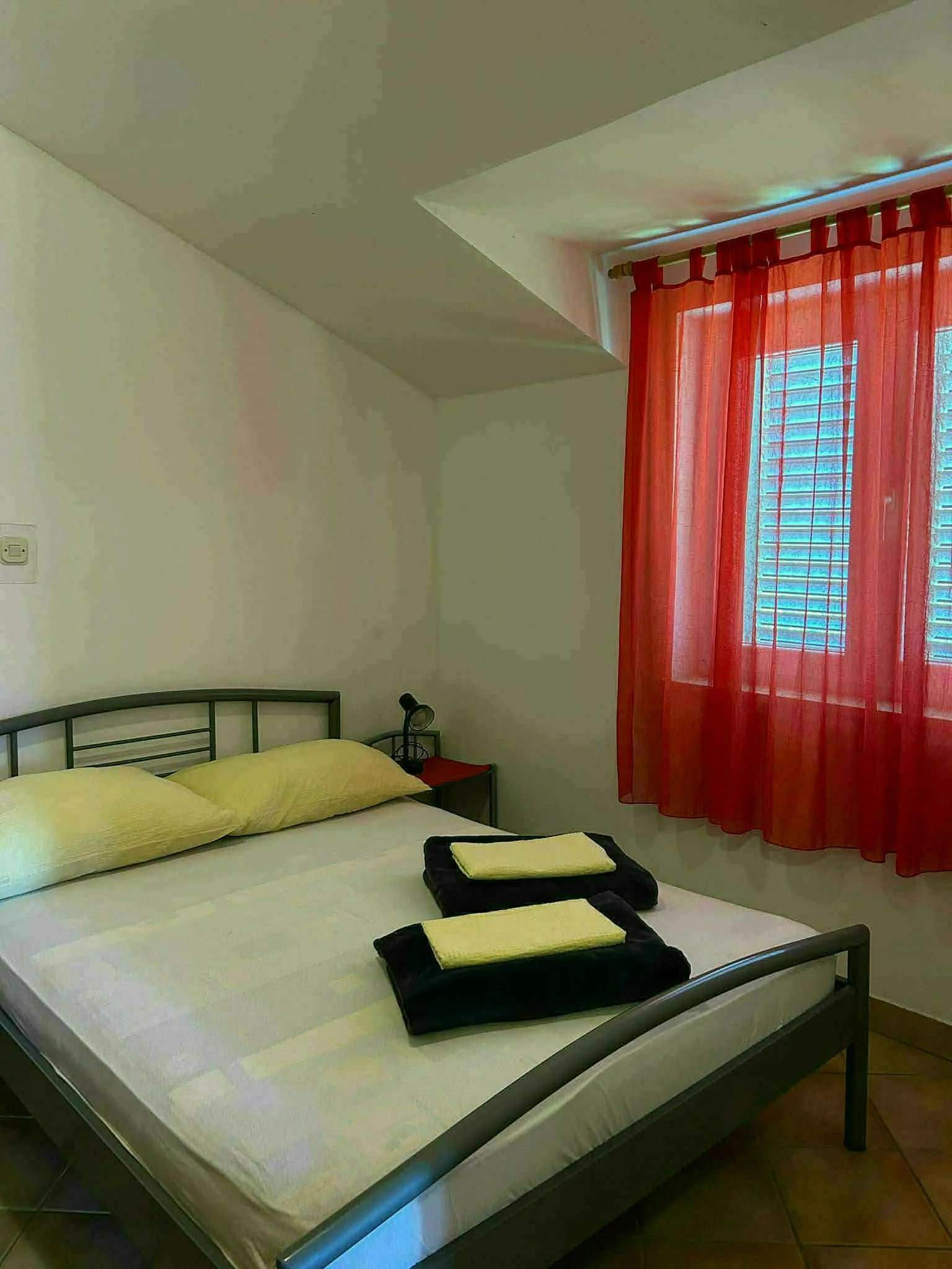 Ela Apartmani Sukošan — Apartman 1: spavaća soba