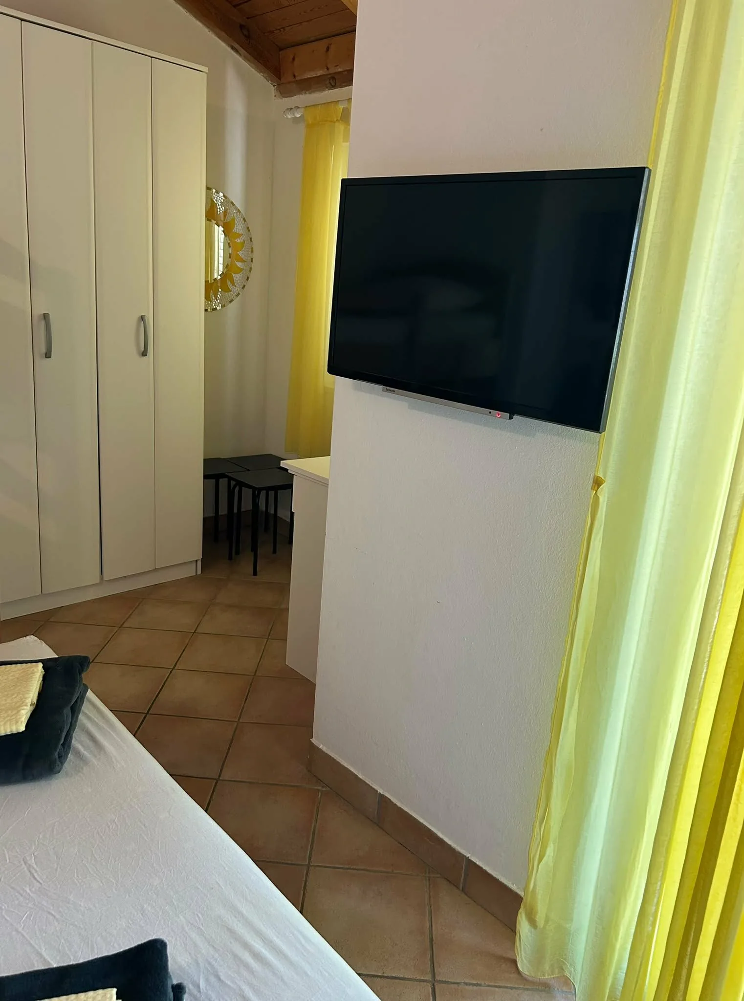 Ela Apartmani Sukošan — Apartman 2: spavaći dio